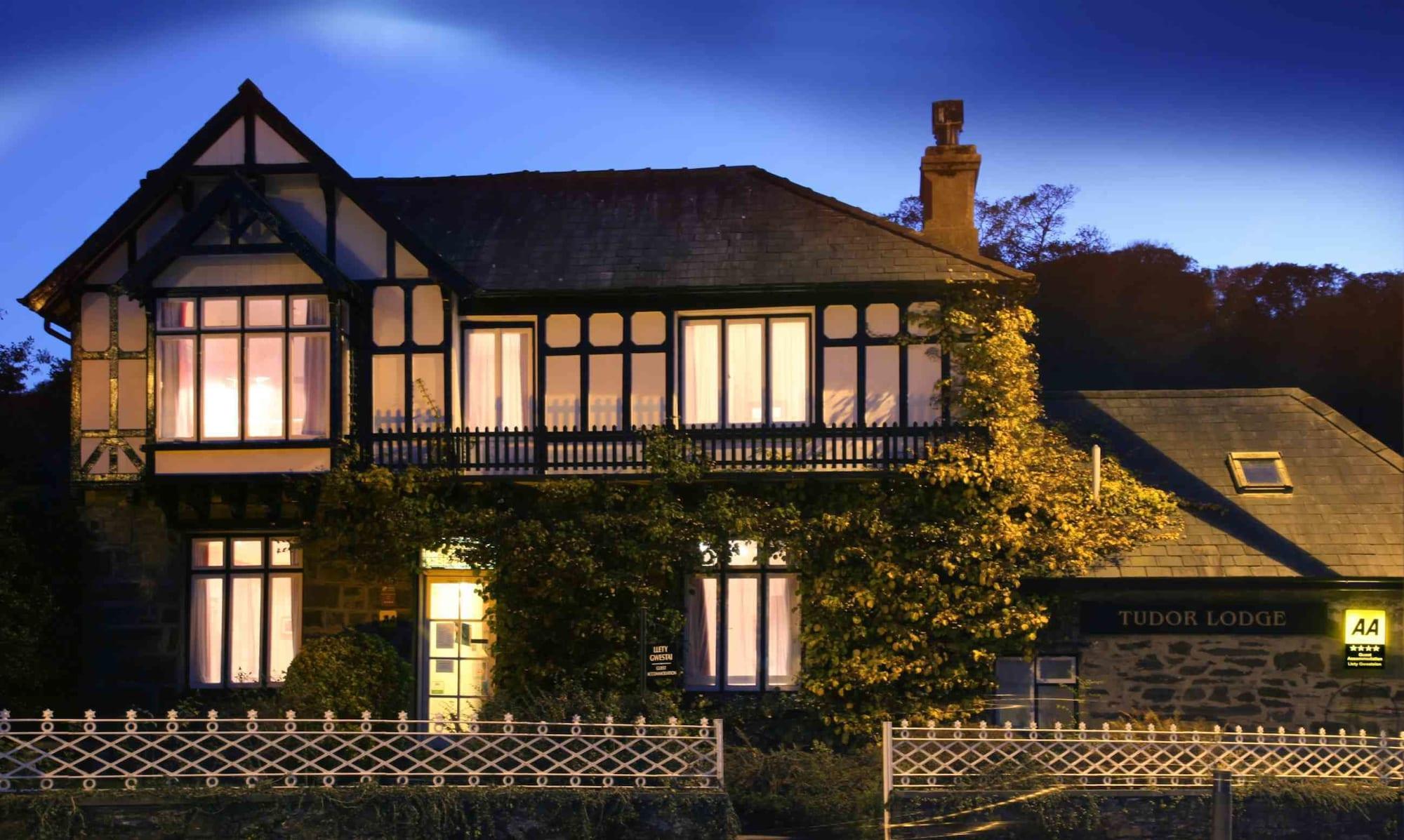 Tudor Lodge Porthmadog Ngoại thất bức ảnh