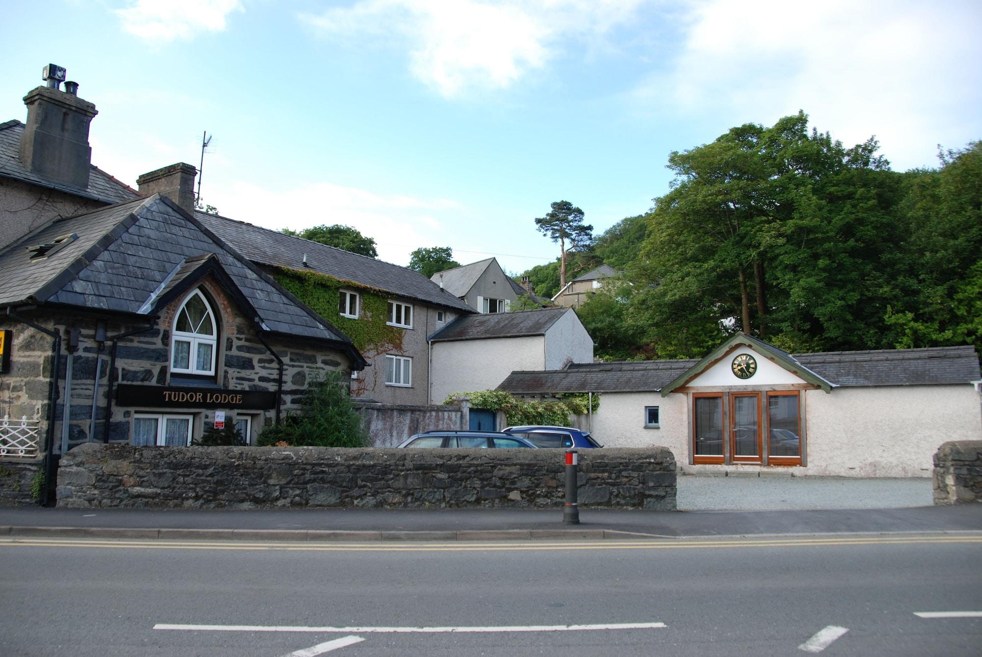 Tudor Lodge Porthmadog Ngoại thất bức ảnh