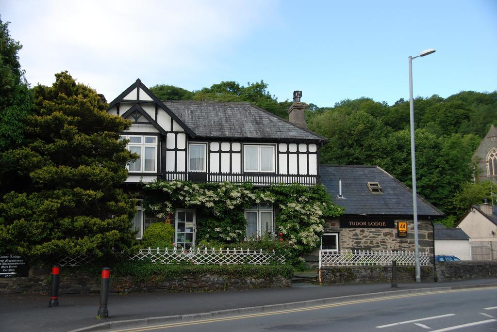 Tudor Lodge Porthmadog Ngoại thất bức ảnh